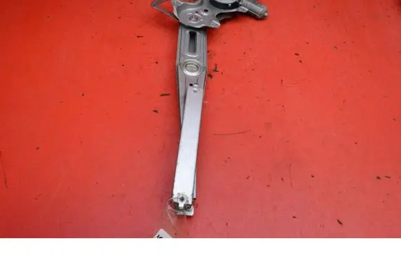 Toyota Auris 150 Front door window regulator with motor 857100D100