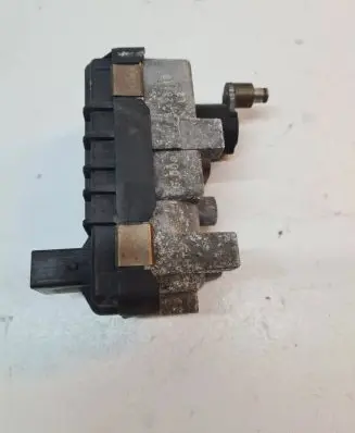 BMW 3 E90 E91 Turbo charger electric actuator 781751 6nw009660