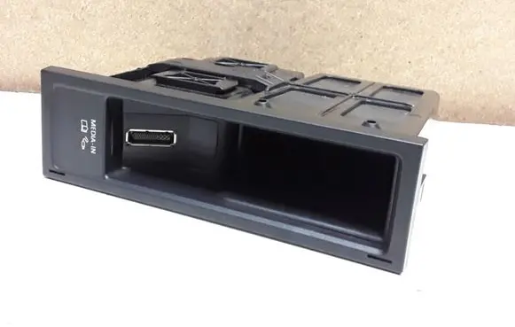 Volkswagen PASSAT B7 Head unit multimedia control 5N0035344C 5N0035342D