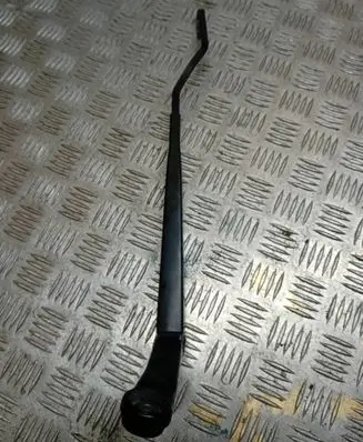 Nissan Note (E11) Front wiper blade arm 80008647