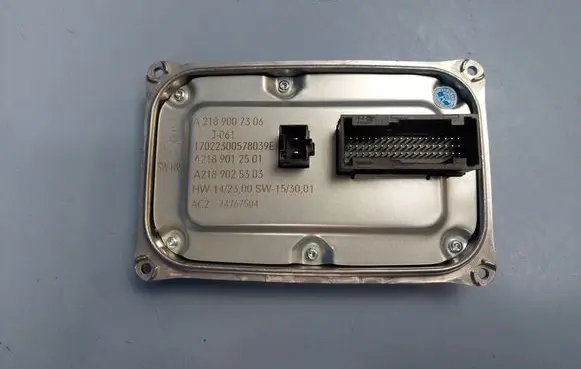 Mercedes-Benz Vito Viano W447 Headlight ballast module Xenon A2189007306 2189007306