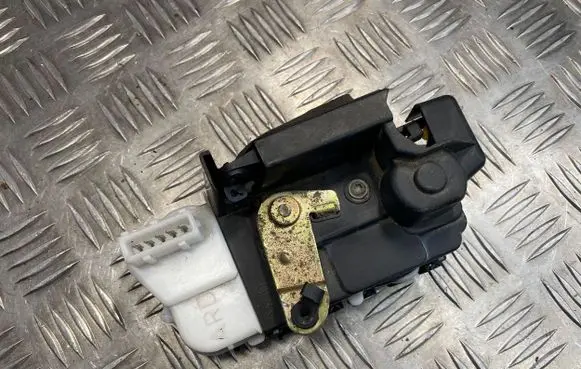 Peugeot 607 Rear door lock 
