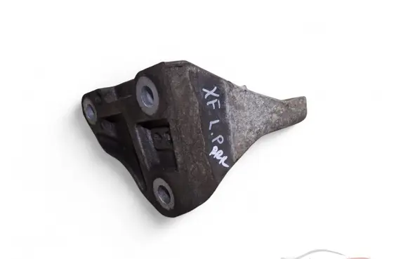 Jaguar XF X250 Engine mounting bracket 5R836037BC R8S3A
