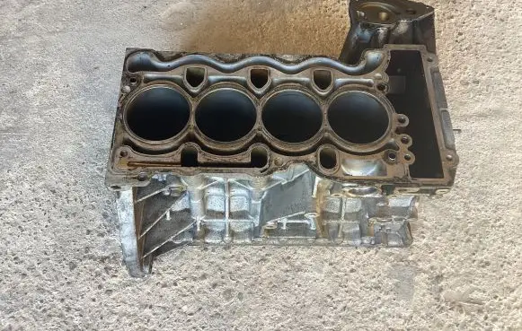 BMW 3 E90 E91 Engine block N43B20A