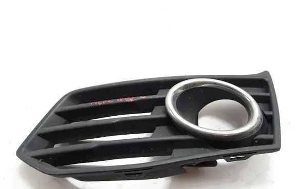 Honda Civic IX Front fog light trim/grill 71109TA9