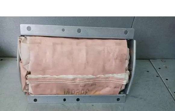 Volvo V70 Passenger airbag 9191928