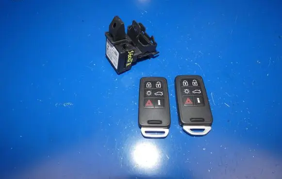 Volvo S60 Ignition lock AH4N15607AE 28227917 3659AV01125