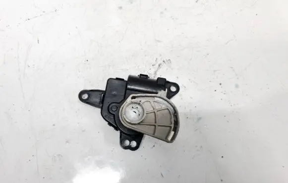 Tesla Model S Air flap motor/actuator D267AP9BA02 D267-AP9BA02