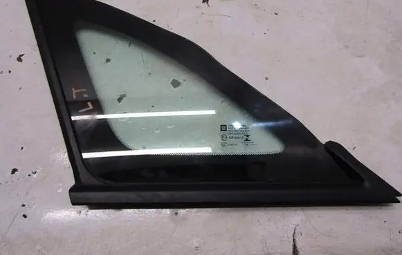 Opel Crossland X Rear side window GMAUTO4574097