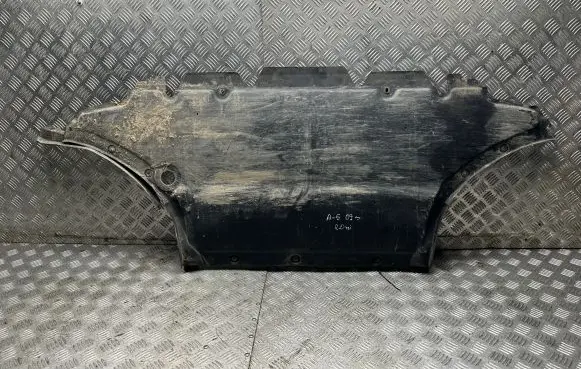Audi A5 Sportback 8TA Engine splash shield/under tray 8K0863821AF