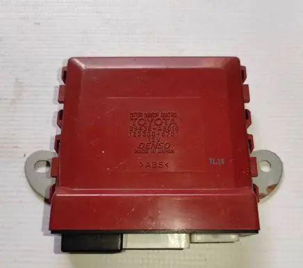 Toyota Sienna XL20 II Wing mirror control module 89430AE010 1233006701