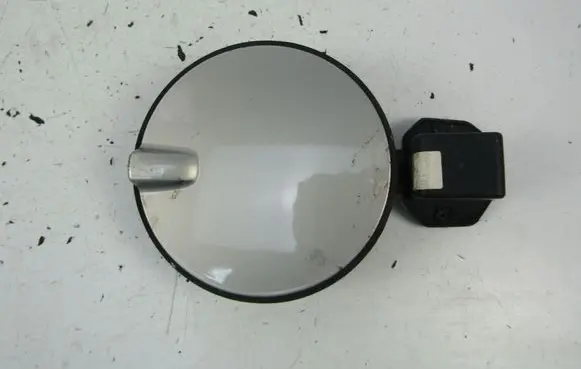 Opel Astra H Fuel tank cap trim