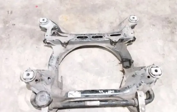 Audi Q7 4L Front subframe