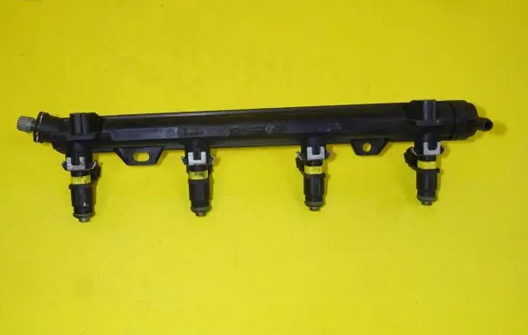 Skoda Fabia Mk2 (5J) Fuel main line pipe 036906031AG 036133320