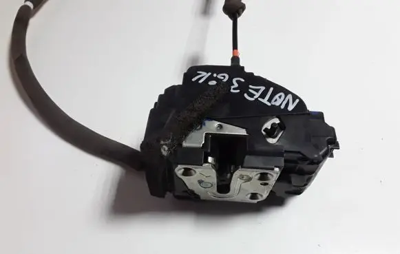 Nissan Note (E12) Rear door lock 38141