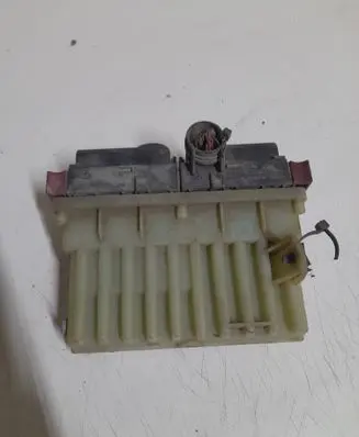 Opel Vectra B Fan control module 24410130 15396912