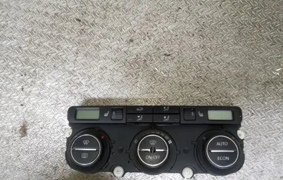 Volkswagen PASSAT B6 Climate control unit 74677533