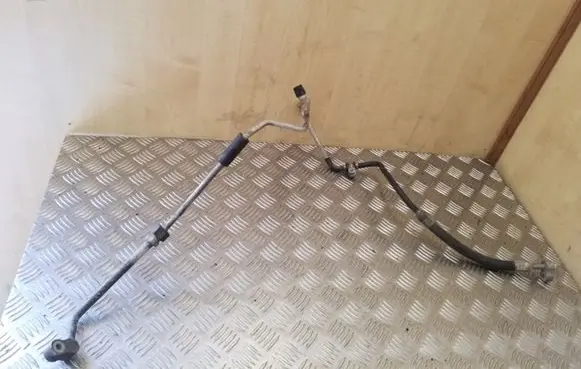 Audi A2 Air conditioning (A/C) pipe/hose 8Z1260713