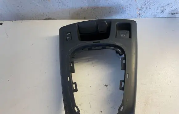 Renault Scenic III - Grand scenic III Gear shifter surround trim plastic 969330001R 969330007R 41213M