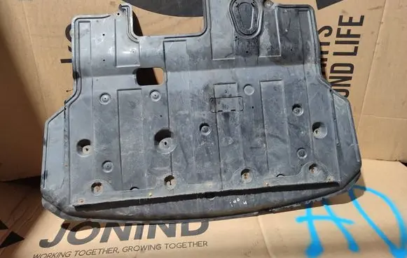 Hyundai i40 Engine splash shield/under tray 291103Z100