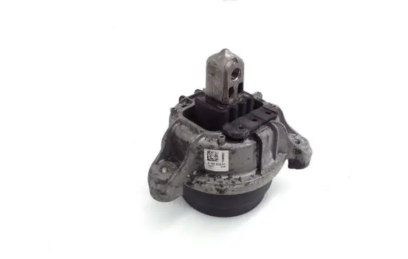 BMW 5 F10 F11 Engine mount bracket 6785602