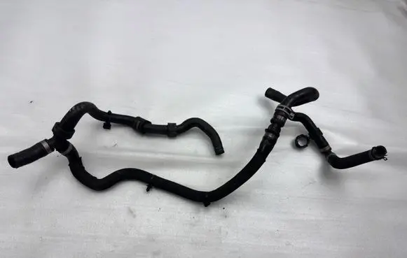 Volvo S60 Engine coolant pipe/hose 31657171