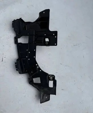 Mercedes-Benz C AMG W205 Muffler mount bracket/holder A2058850200