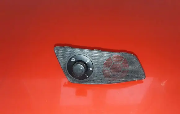 Skoda Yeti (5L) Wing mirror switch 1Z2959565E MW8