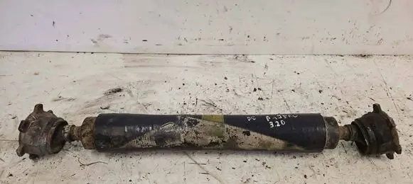 Mitsubishi Pajero Front prop shaft