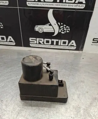 Mercedes-Benz C W203 Central locking vacuum pump 2038000048 0132006365
