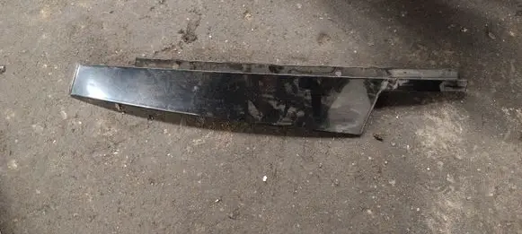 BMW 5 F10 F11 Front door glass trim molding 7209724