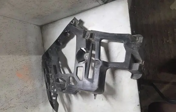 Peugeot 508 Rear bumper mounting bracket 9686699780