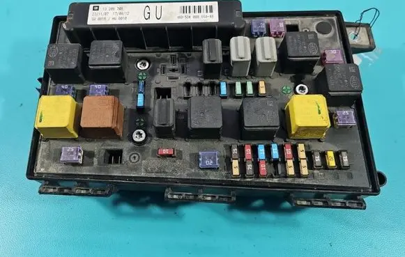 Opel Astra H Fuse box set 13206748 IMPRK1516560
