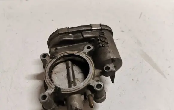 Mercedes-Benz CLK A209 C209 Throttle valve A1111410325