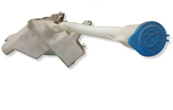 Volvo XC60 Windshield washer fluid reservoir/tank 30753424