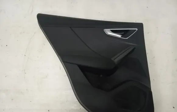 Audi Q2 - Rear door card panel trim