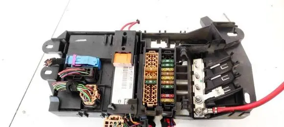 Audi A6 S6 C6 4F Fuse box set 4F0907289G