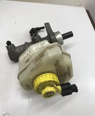 Porsche Cayenne (9PA) Master brake cylinder