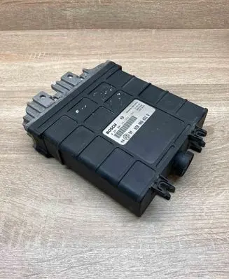 Volkswagen Golf III Engine control unit/module ECU 028906021Q 0281001241