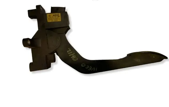 Iveco Daily 35 - 40.10 Accelerator throttle pedal 0281002633 504061735 690300237