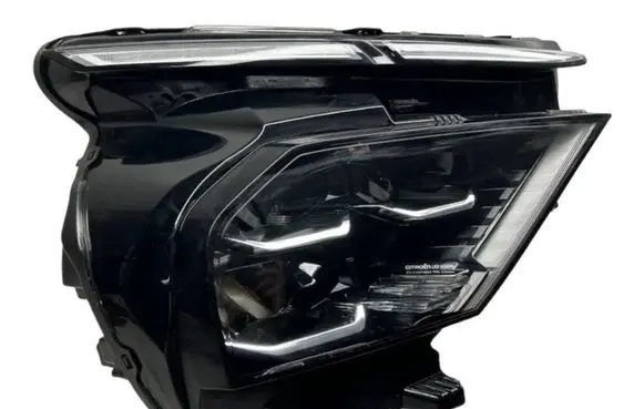 Citroen C4 III e-C4 Headlight/headlamp 73243672 9830649280