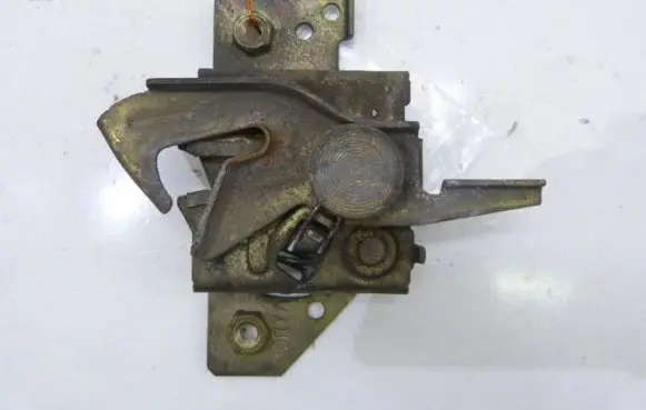 Mazda 2 Engine bonnet/hood lock/catch IMPRK601915