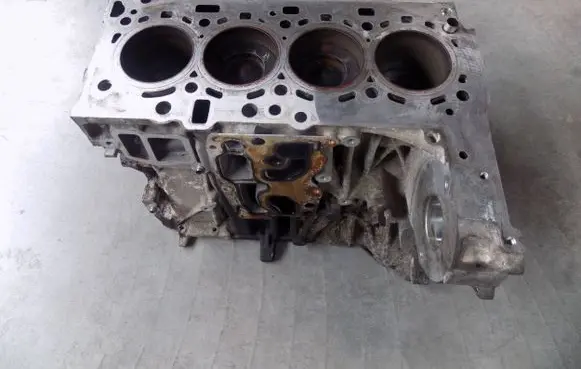 Mini One - Cooper F56 F55 Engine block N47C16A 72437554