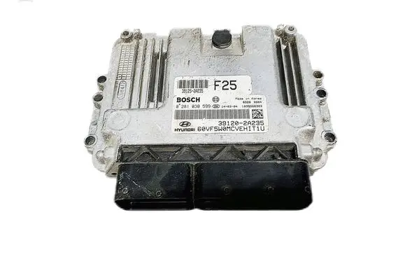 Hyundai i40 Engine control unit/module 39120-2A235
