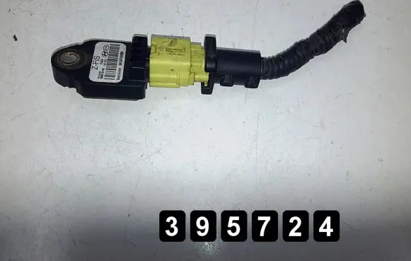 KIA Ceed Airbag deployment crash/impact sensor 959200a100