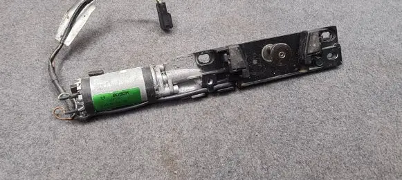Tailgate/trunk/boot lift motor