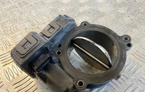 Mercedes-Benz E W212 Throttle valve A6510900370 DK0040 0280750564