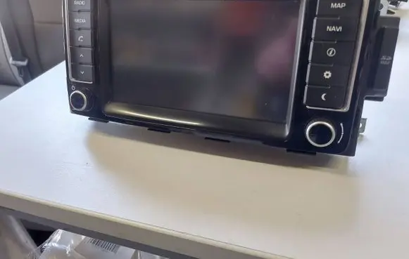 Hyundai Solati H350 Radio/CD/DVD/GPS head unit 9656059202GU 9656059202 96560-59202
