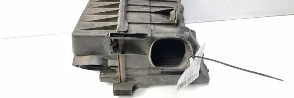 Skoda Fabia Mk1 (6Y) Air filter box cover 6Q0129601