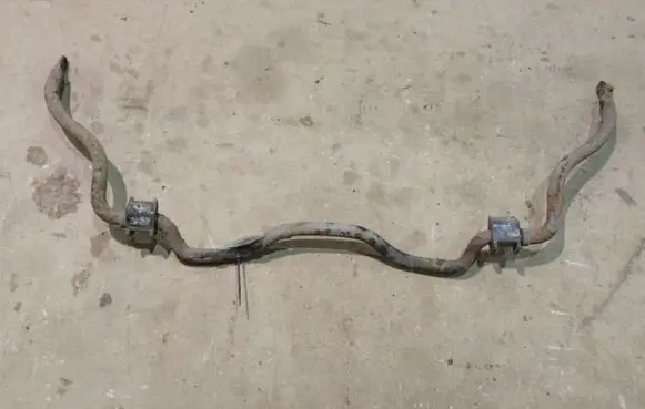 Toyota Yaris Front anti-roll bar/sway bar 